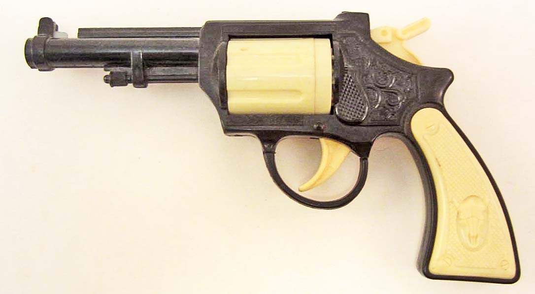 VINTAGE PLASTIC HONG KONG CAP GUN: n/a