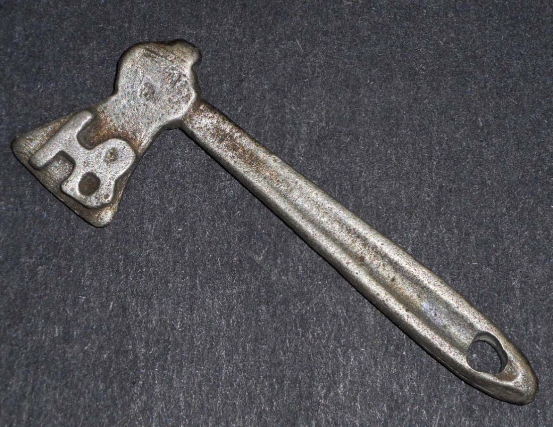 HUDSON BAY ADVERTISING AXE: Approx. 3.5" long