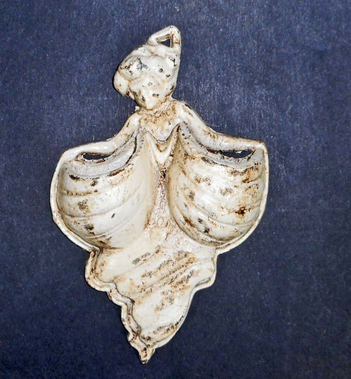 WHITE CAST IRON LADY WALL MOUNT WALL POCKET: Approx. 6.25" tall