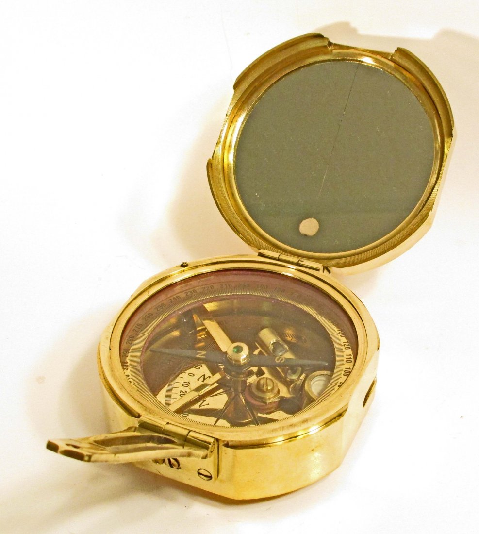BRASS COMPASS W/ N S E W ARROW: N/A