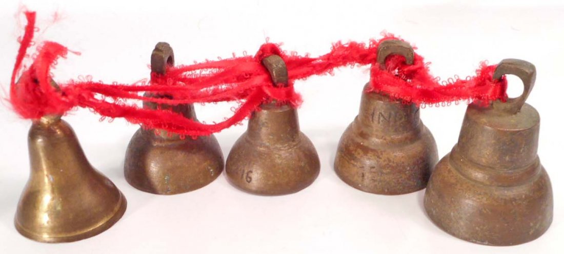 LOT OF 5 VINTAGE BRASS BELLS (1 of 1)