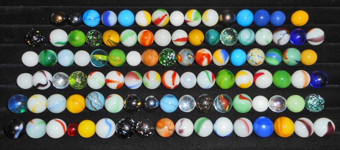 LARGE LOT OF VINTAGE MARBLES: N/A