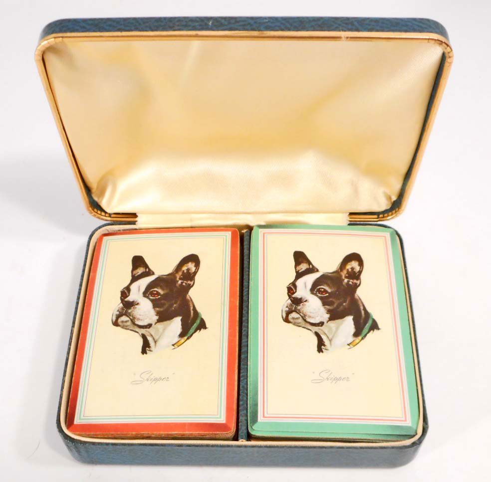 SET OF VINTAGE BOSTON TERRIER DOG PLAYING CARDS IN CASE (1 of 2)