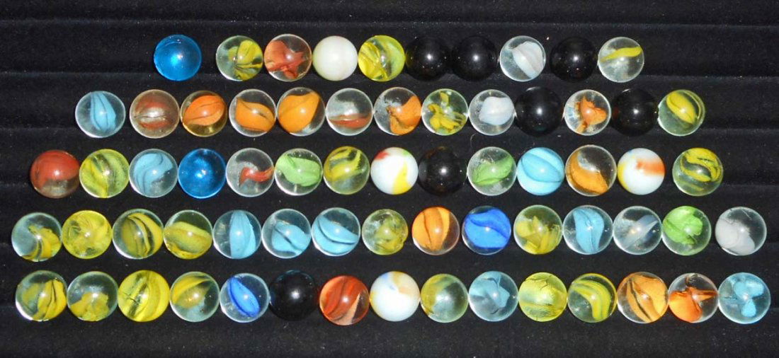 LOT OF APPROX. 100 MARBLES (1 of 1)