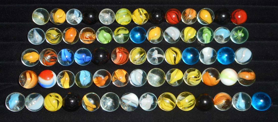 LOT OF APPROX. 100 MARBLES (1 of 1)