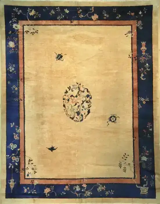 Antique Chinese Peking Art Deco Rug 9 ft x 11 ft 6 in (2.74 m x 3.5 m): Curated collection of antique, vintage and decorative rugs Size: 9 ft x 11 ft 6 in (2.74 m x 3.5 m) Provenance: From a distinguished New Jersey private collection
