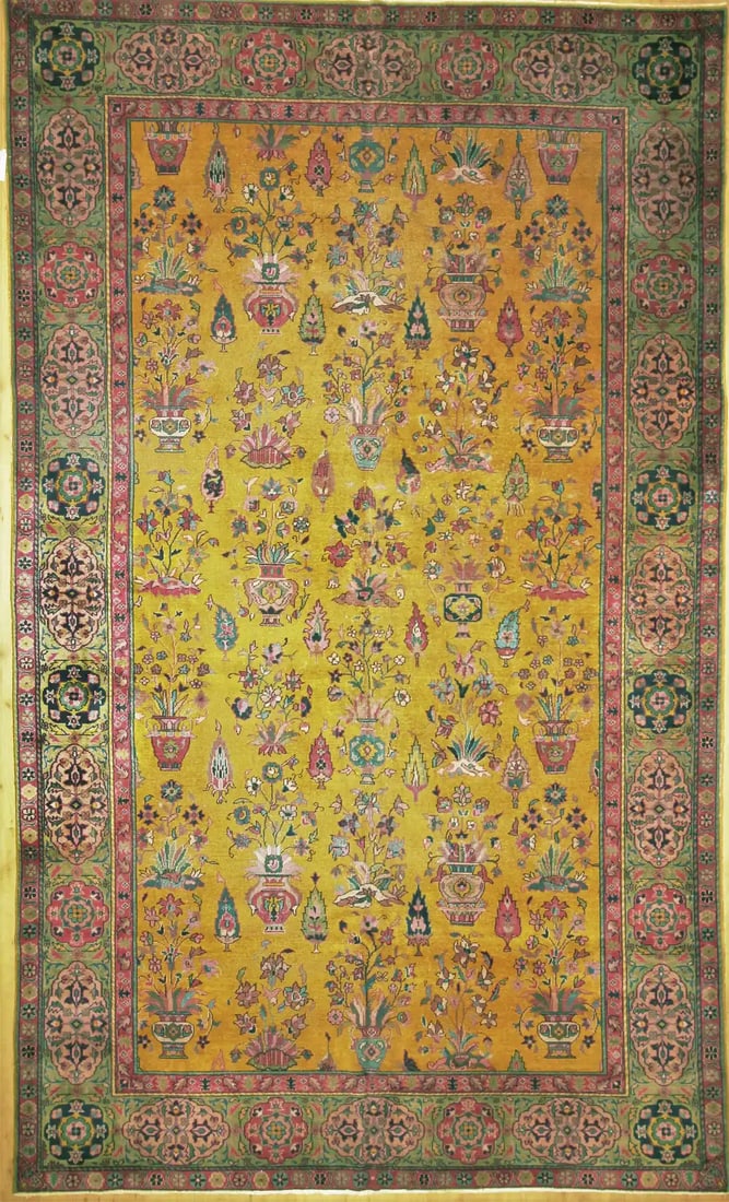 Large Agra Style Carpet Rug 9 ft x 15 ft (2.74 m x 4.57 m): Curated collection of antique, vintage and decorative rugs Size: 9 ft x 15 ft (2.74 m x 4.57 m) Provenance: From a distinguished New Jersey private collection <