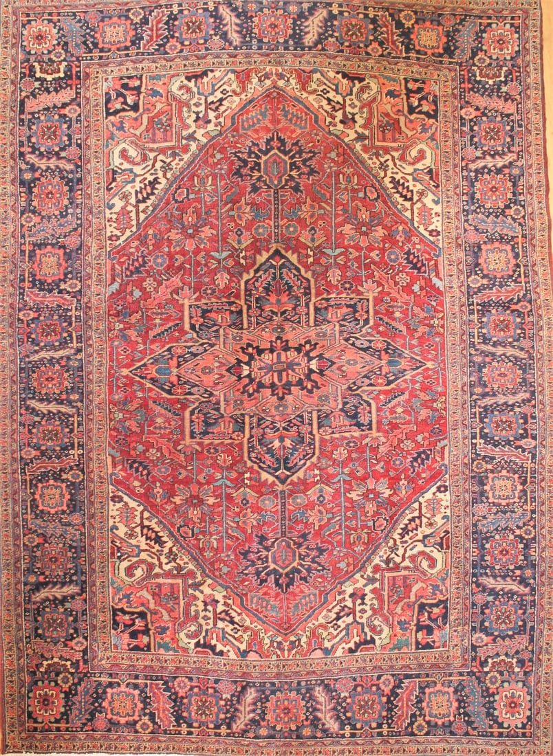 Antique Persian Heriz Carpet 8 ft 3 in x 11 ft 5 in (2.51 m x 3.47 m) (1 of 5)
