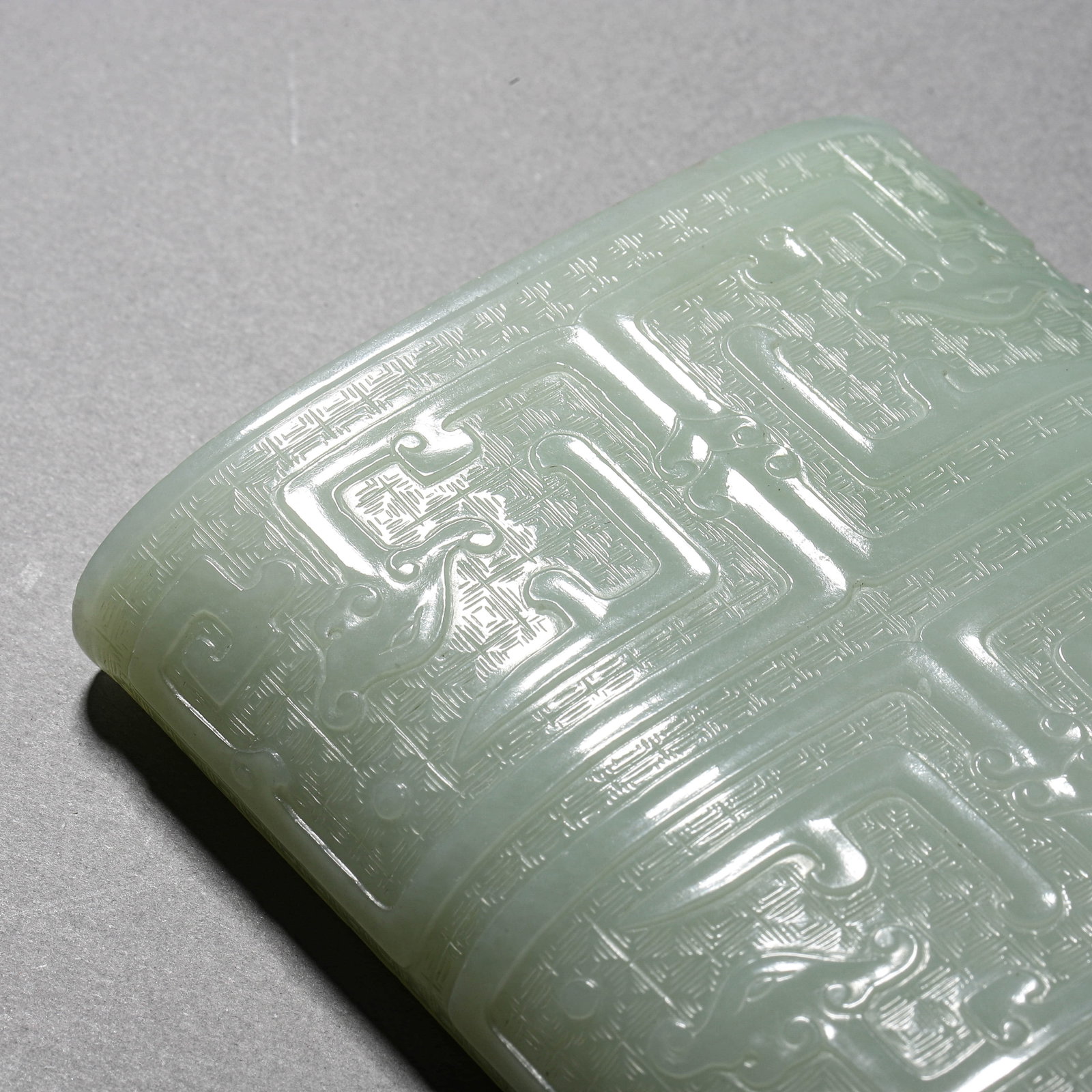 A WHITE JADE 'PHOENIX' BRACE SUPPORT - 2