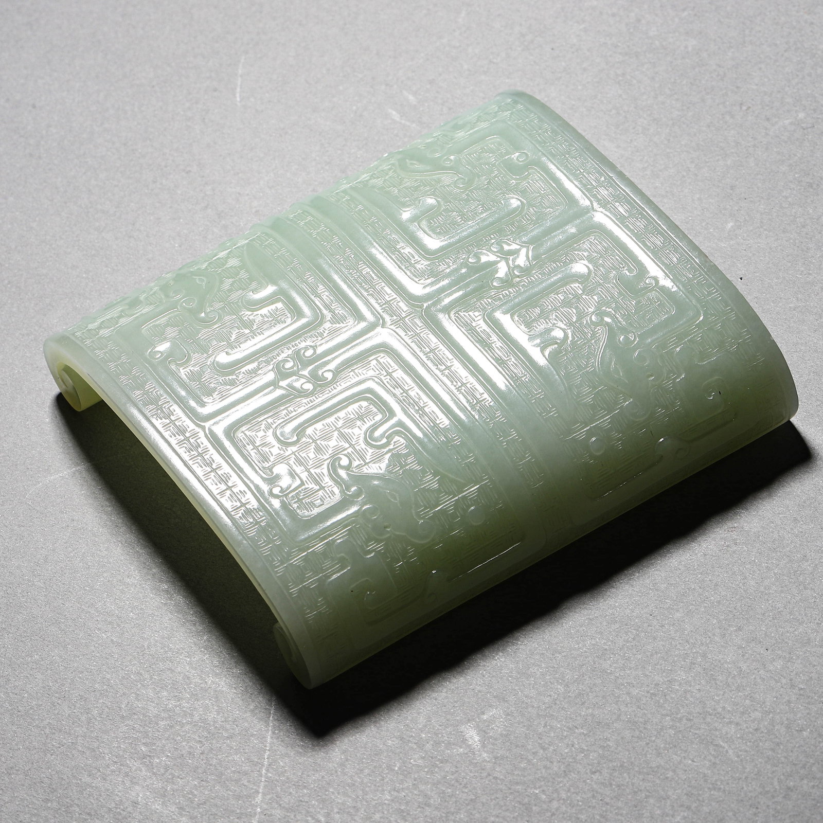 A WHITE JADE 'PHOENIX' BRACE SUPPORT - 4