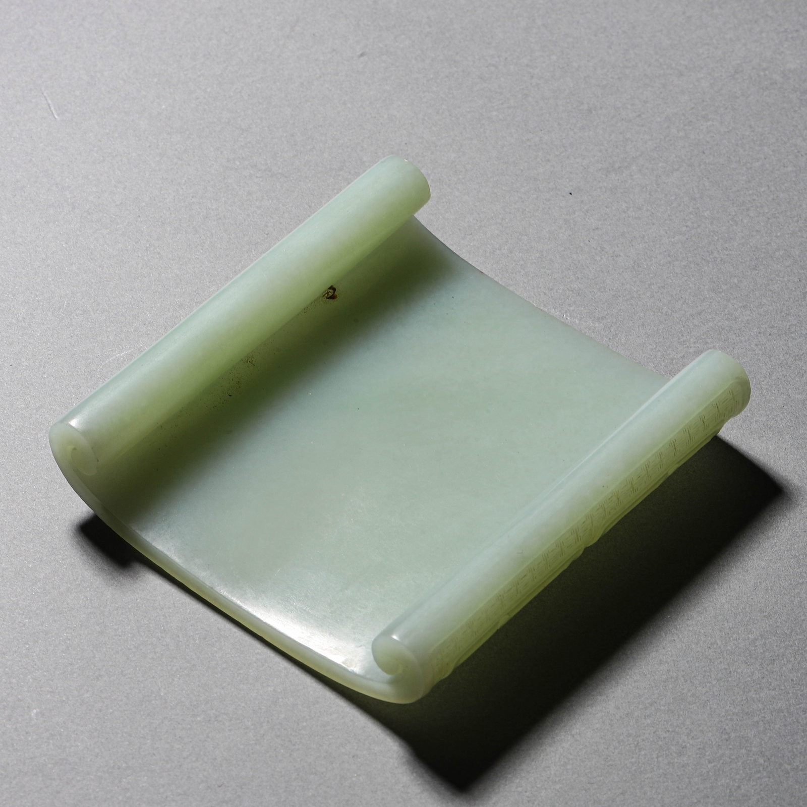 A WHITE JADE 'PHOENIX' BRACE SUPPORT - 5