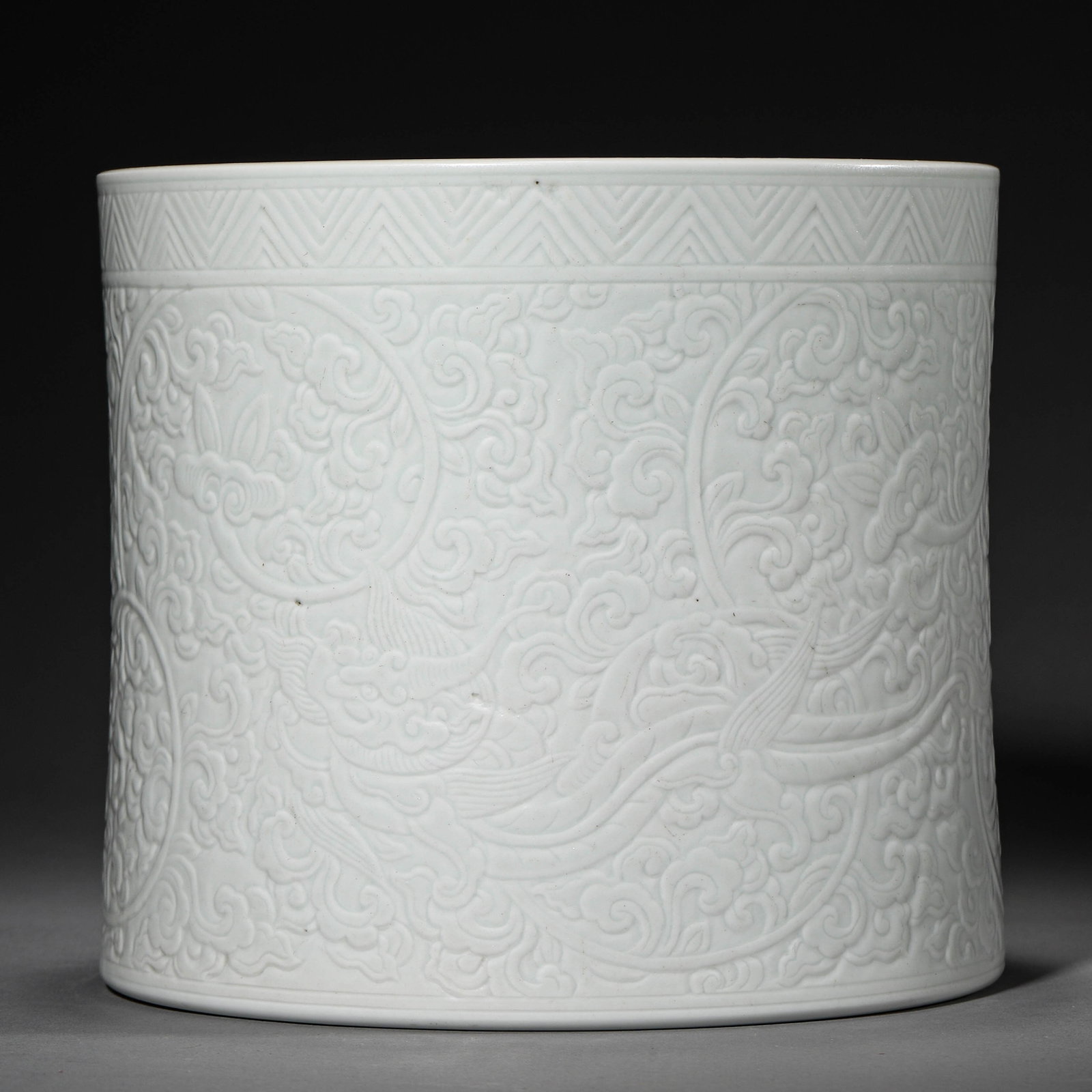 A WHITE-GLAZED 'FLOWERS' BRUSH POT - 3