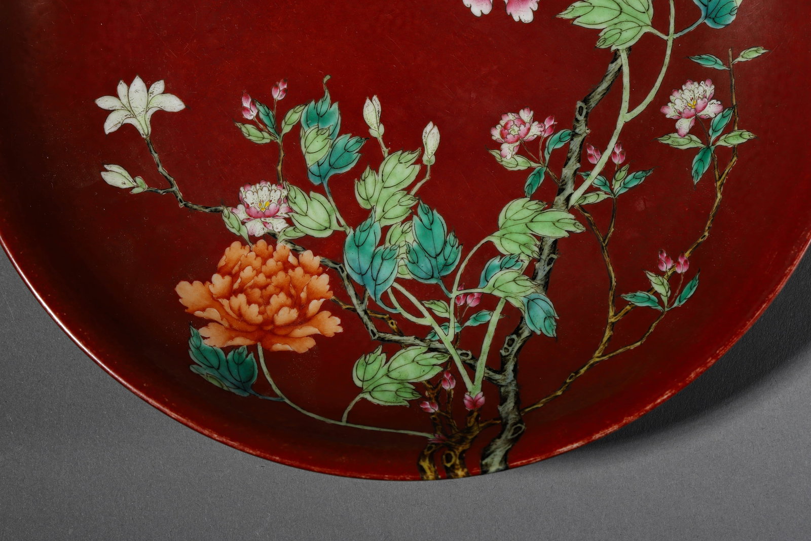 A RED-GLAZED 'FLOWERS' DISH - 2