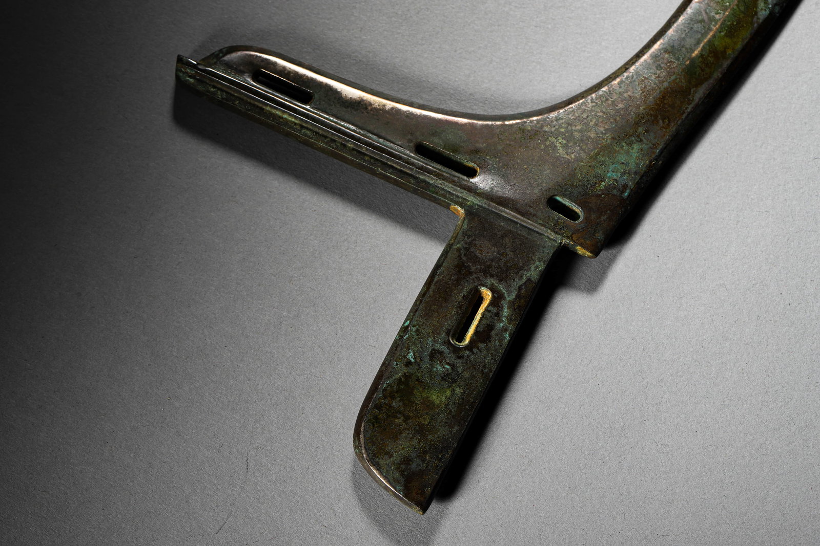 A BRONZE GE - 7