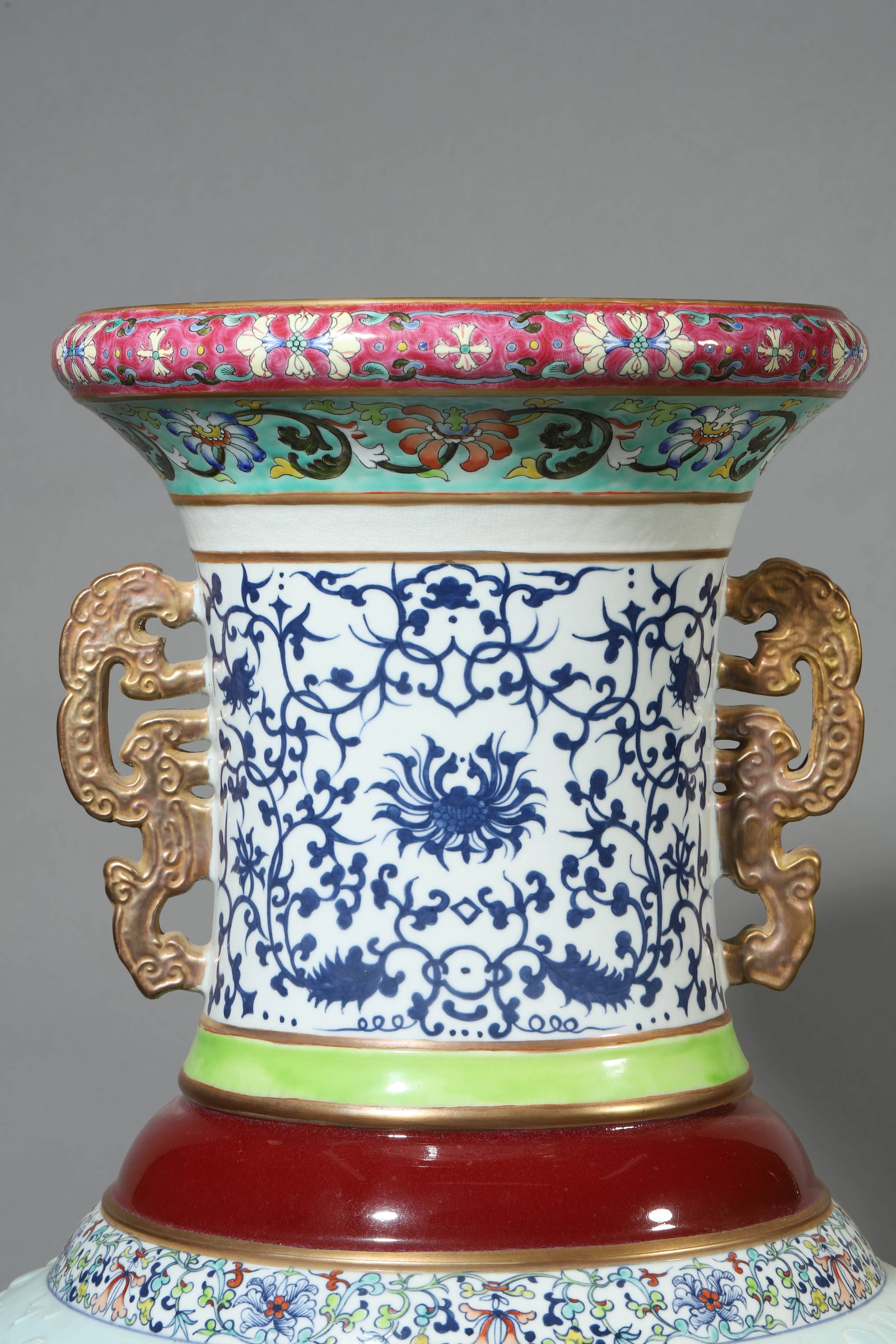 A LARGE POLYCHROME-GLAZED PORCELAIN VASE - 12