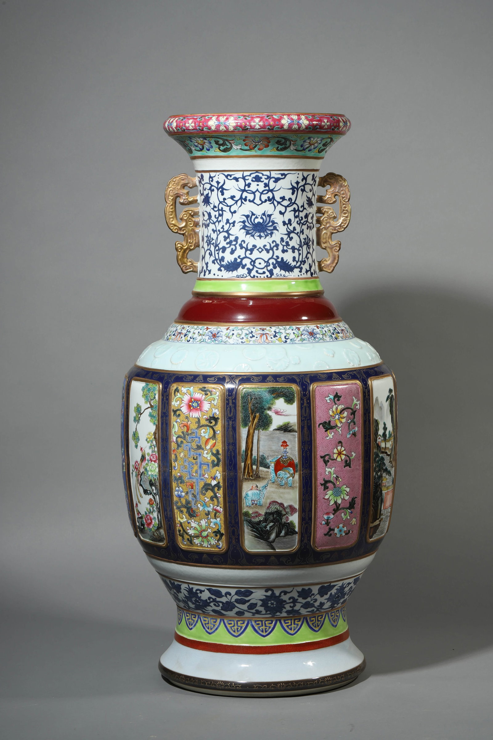 A LARGE POLYCHROME-GLAZED PORCELAIN VASE - 5