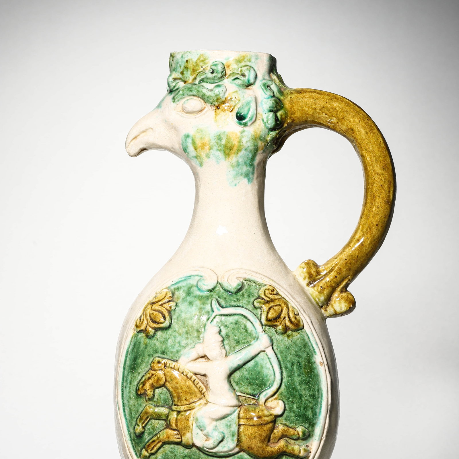 A SANCAI-GLAZED PHOENIX-HEAD EWER - 5