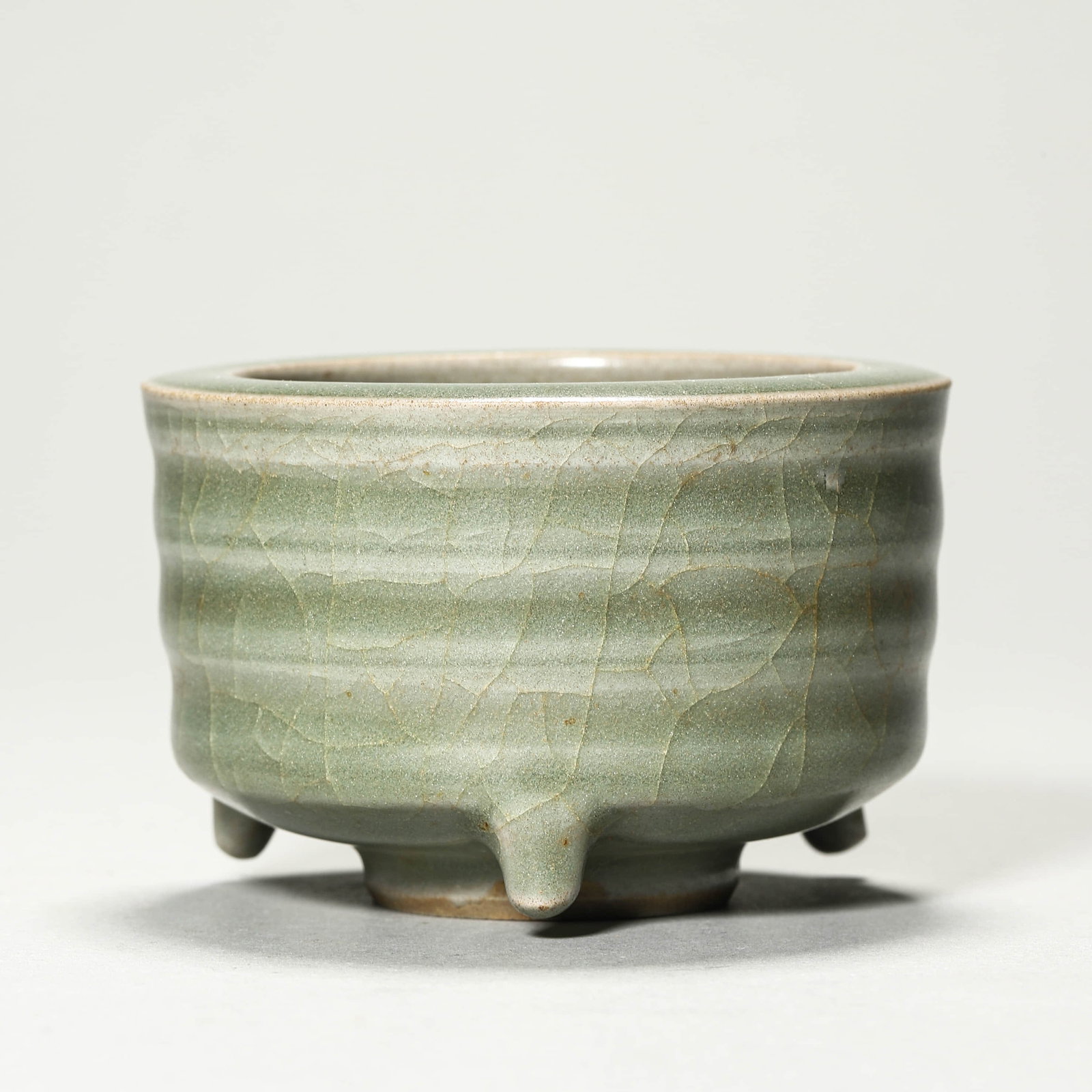 A LONGQUAN CELADON 'STRING DESIGN' CENSER - 2