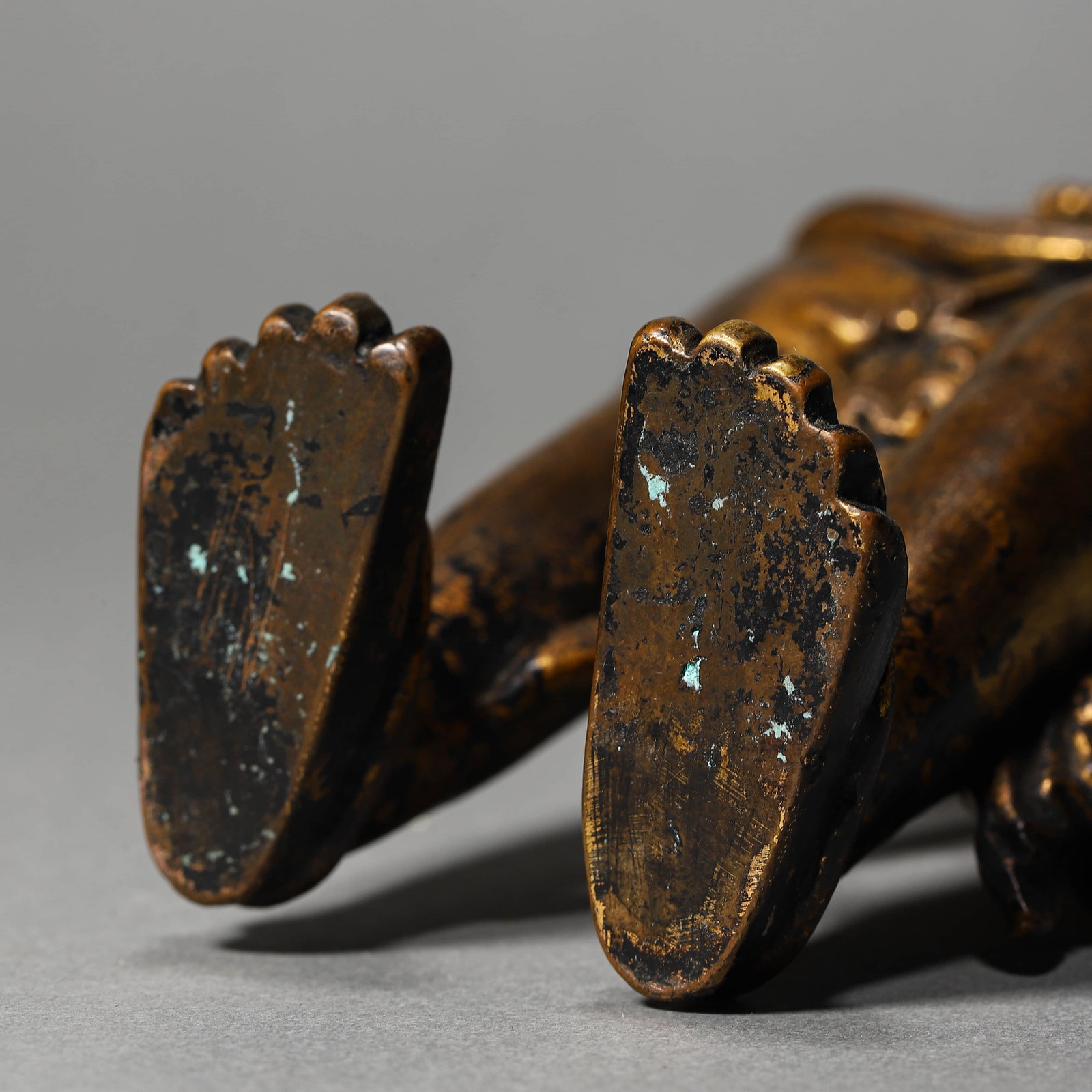 A GILT-BRONZE BUDDHA FIGURE - 9