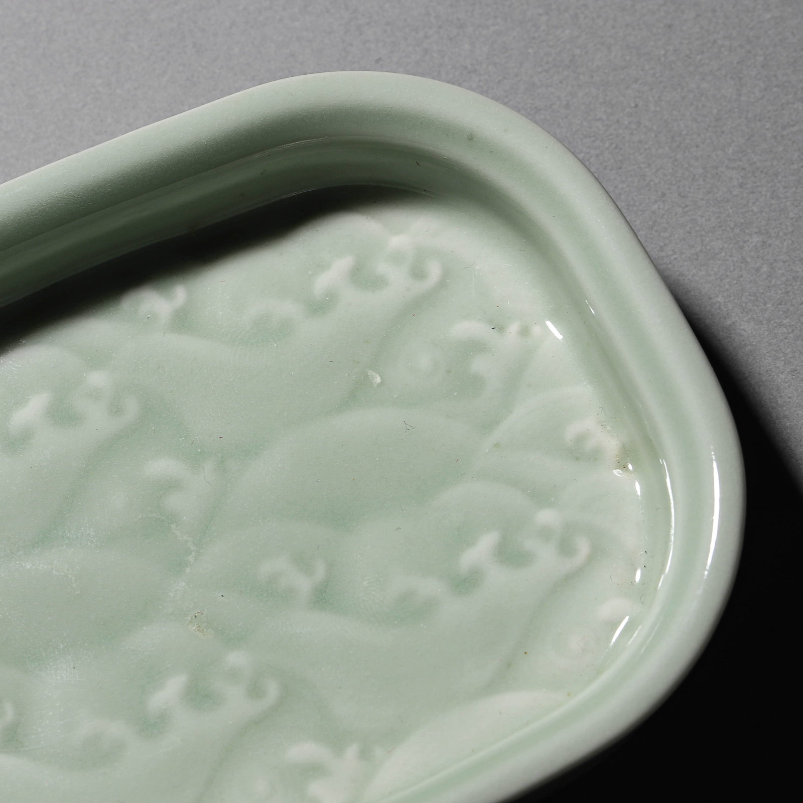 A CELADON GLAZED BRUSH REST - 3