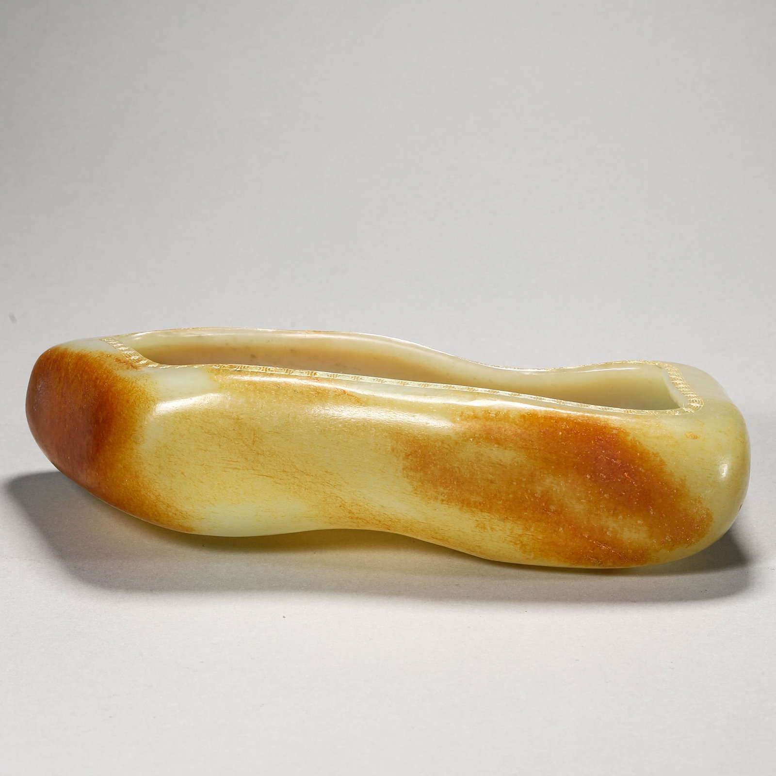 A JADE BRUSH WASHER - 2