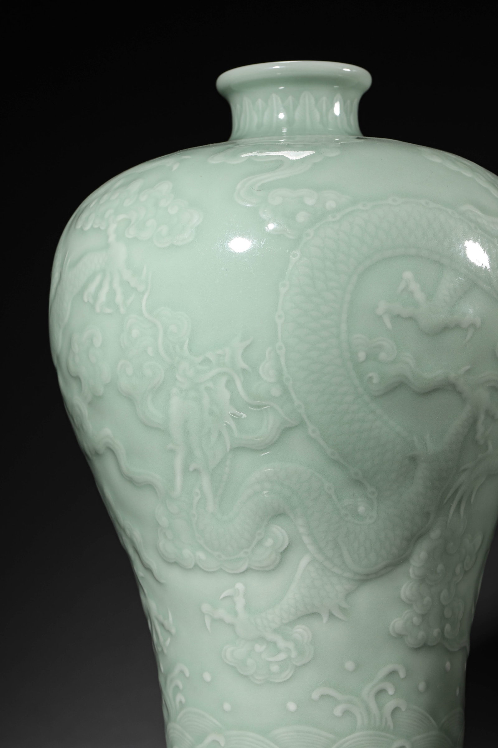 A CELADON-GLAZED 'DRAGON' MEIPING - 4