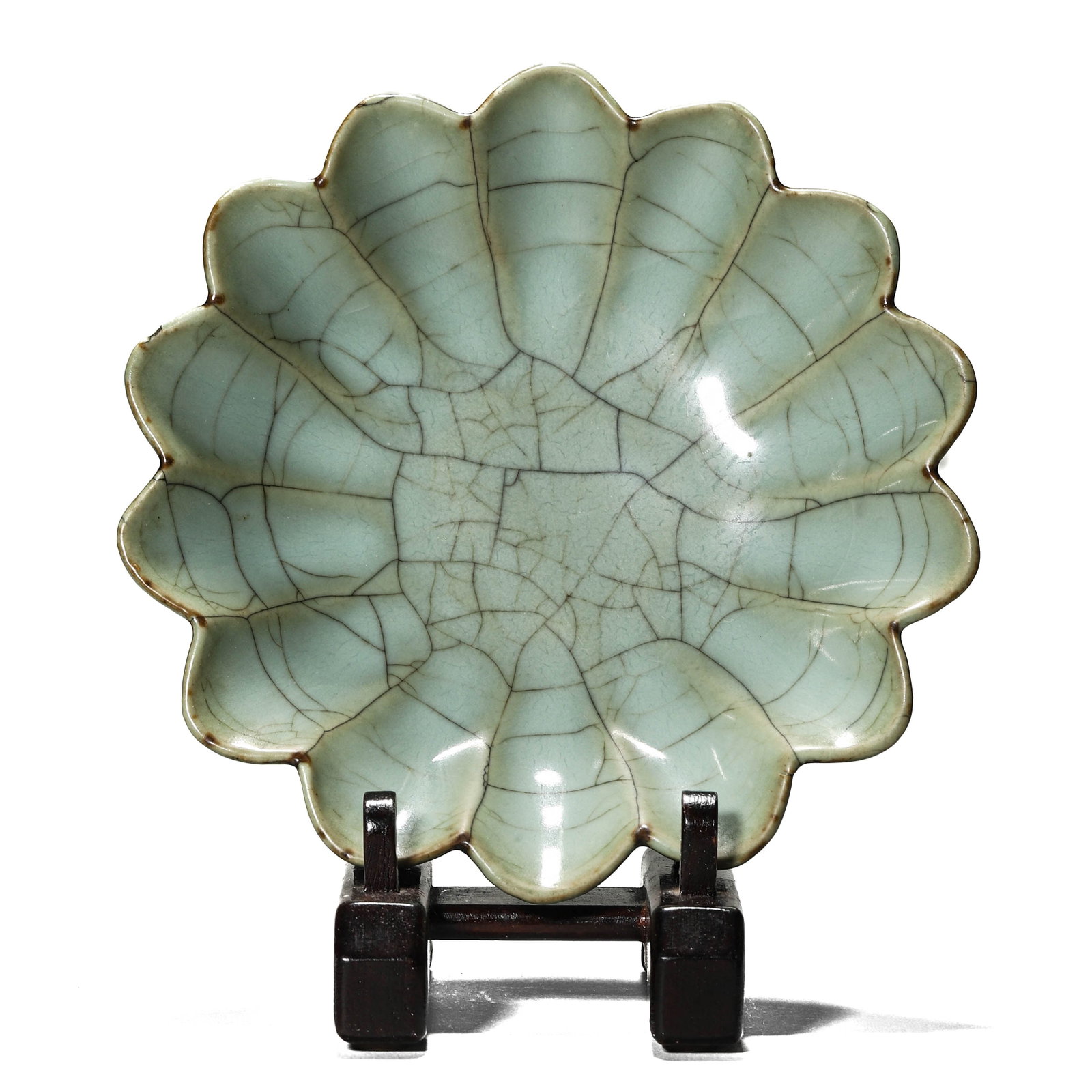 A JUN-TYPE GLAZED DISH: A JUN-TYPE GLAZED DISH Diameter: 11 1/4 in. (28.5 cm)