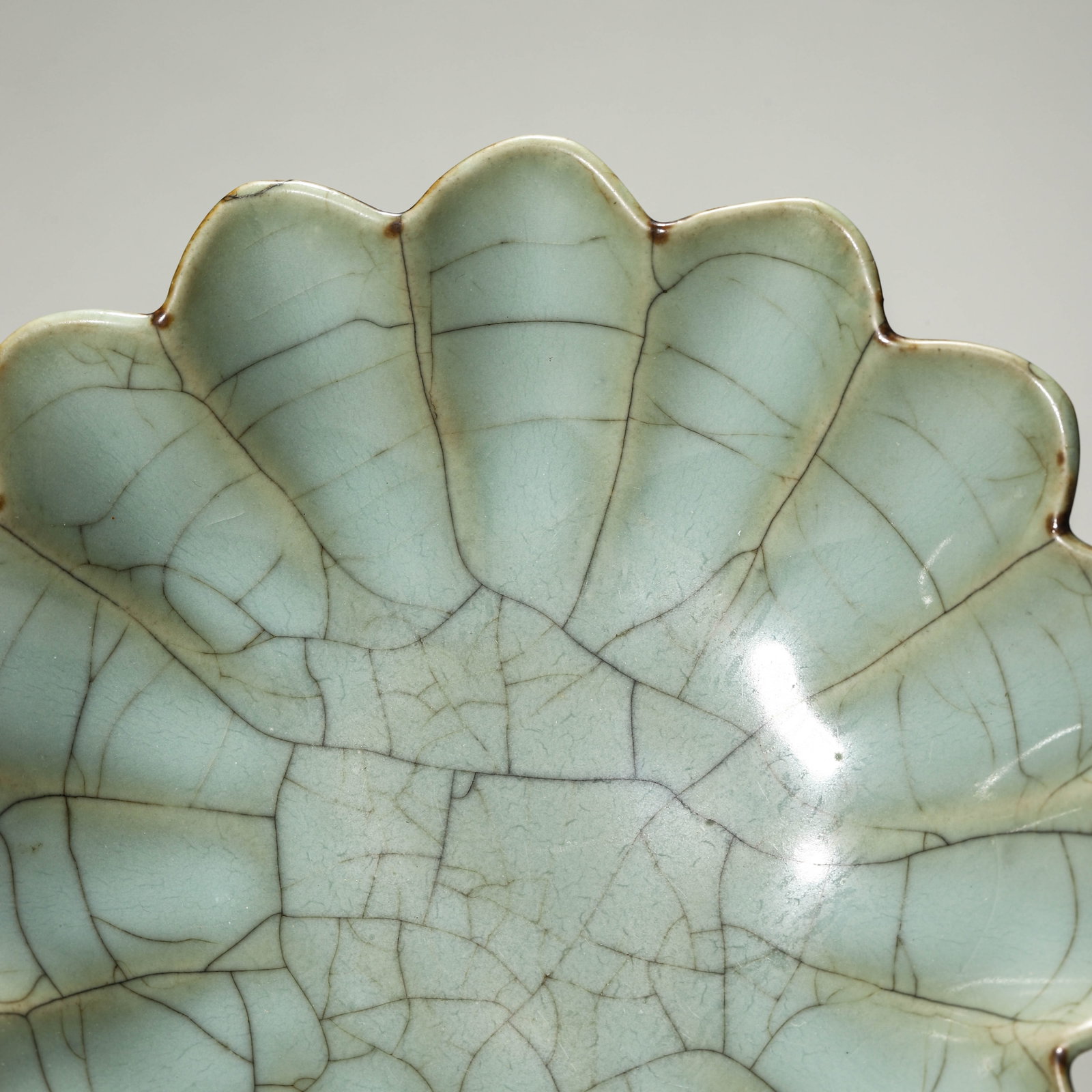 A JUN-TYPE GLAZED DISH - 3
