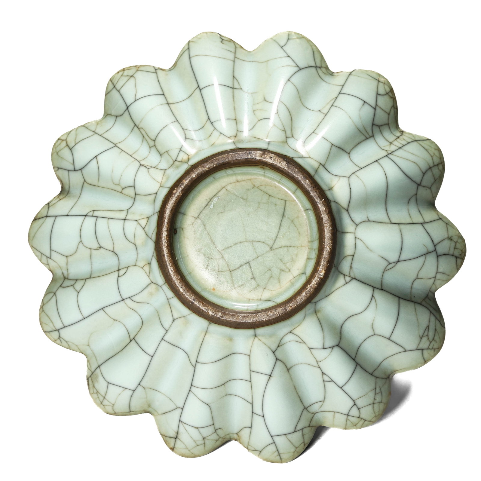 A JUN-TYPE GLAZED DISH - 6