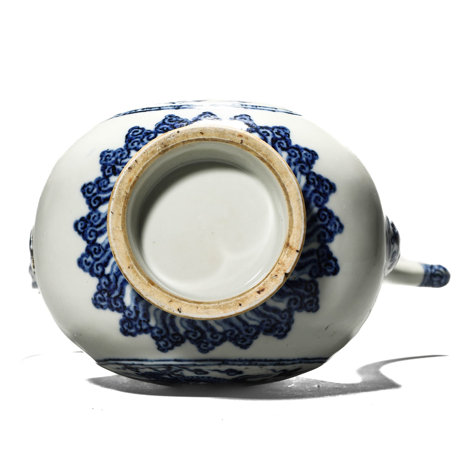 A BLUE AND WHITE EWER - 8