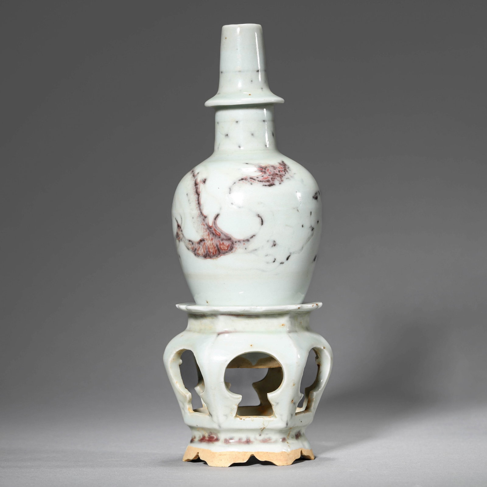 AN UNDERGLAZE-RED 'DRAGON' VASE: AN UNDERGLAZE-RED 'DRAGON' VASE Height: 8 5/8 in. (22 cm)