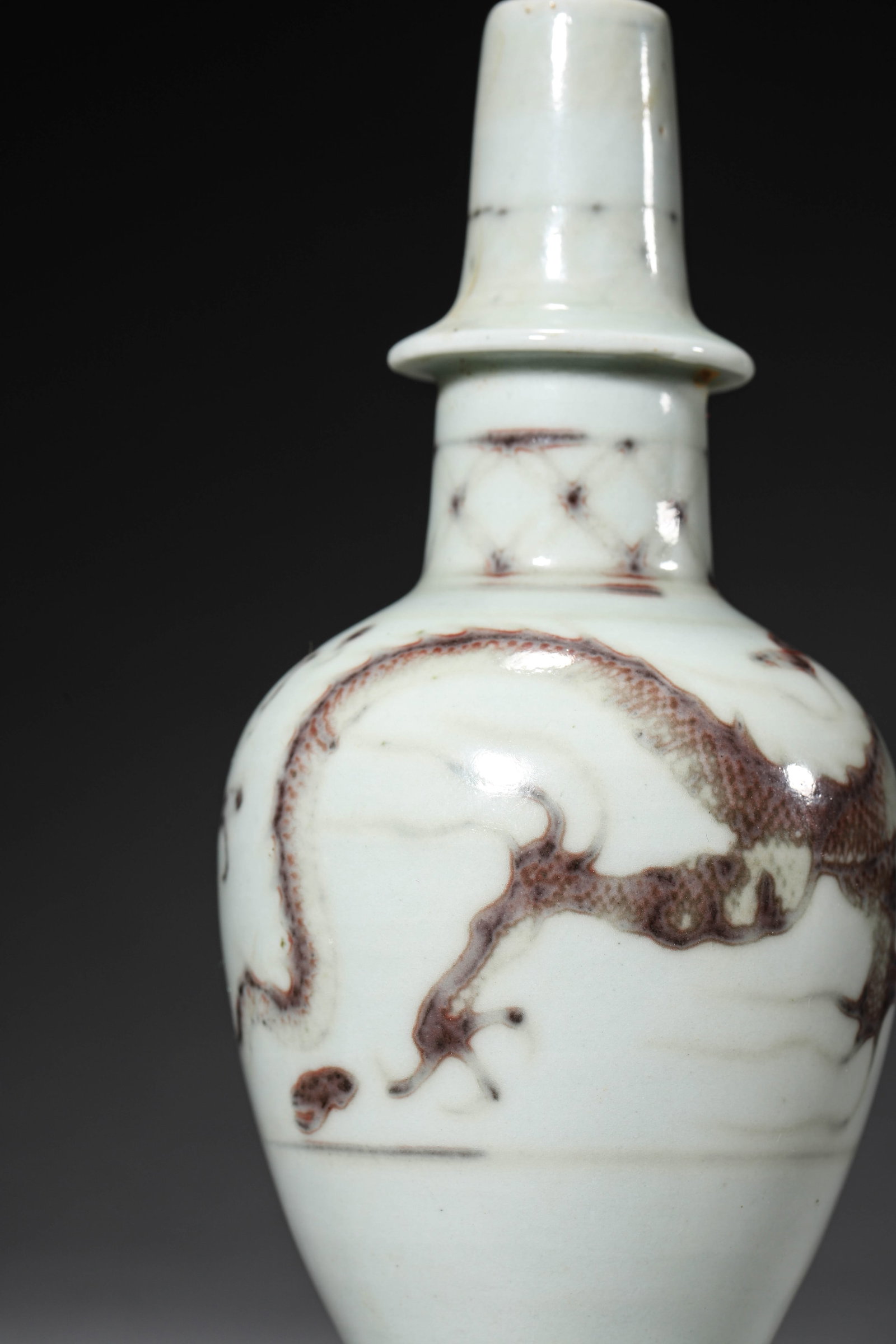AN UNDERGLAZE-RED 'DRAGON' VASE - 5