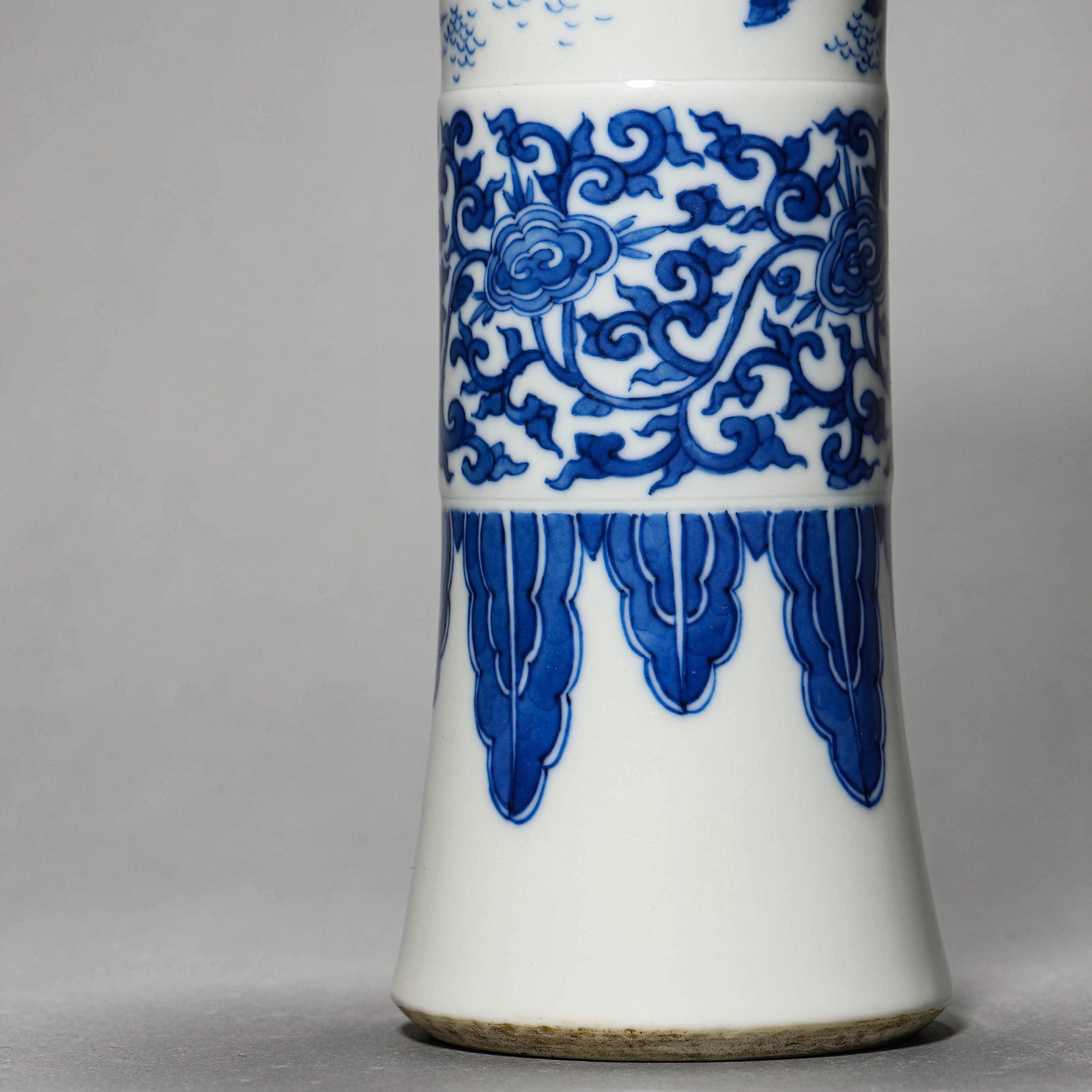 A BLUE AND WHITE 'MYTHICAL BEAST' GU VASE - 3