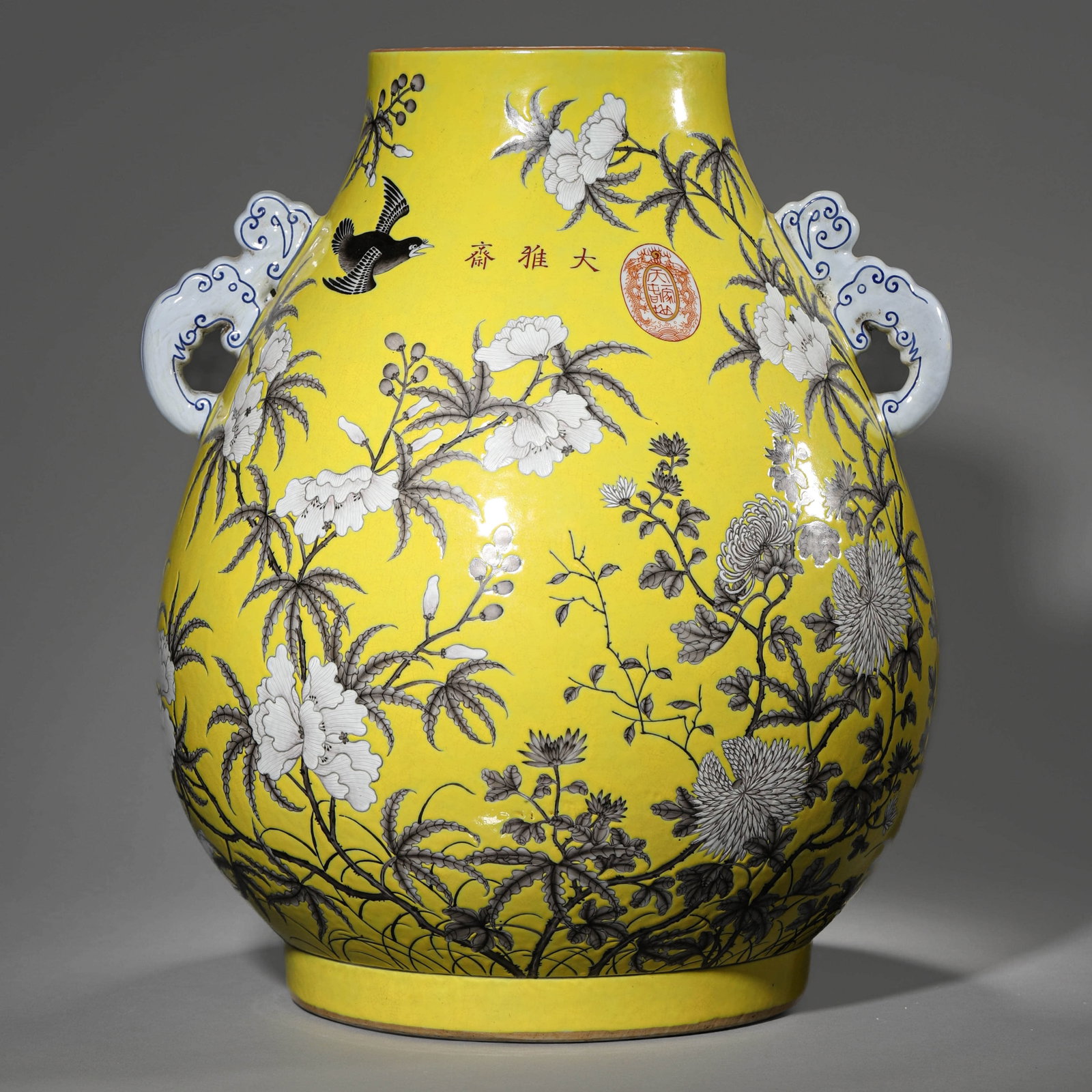 A YELLOW-GROUND BLACK-ENAMELED 'FLOWERS' DEER-HANDLE VASE: A YELLOW-GROUND BLACK-ENAMELED 'FLOWERS' DEER-HANDLE VASE Height: 18 1/8 in. (46 cm)