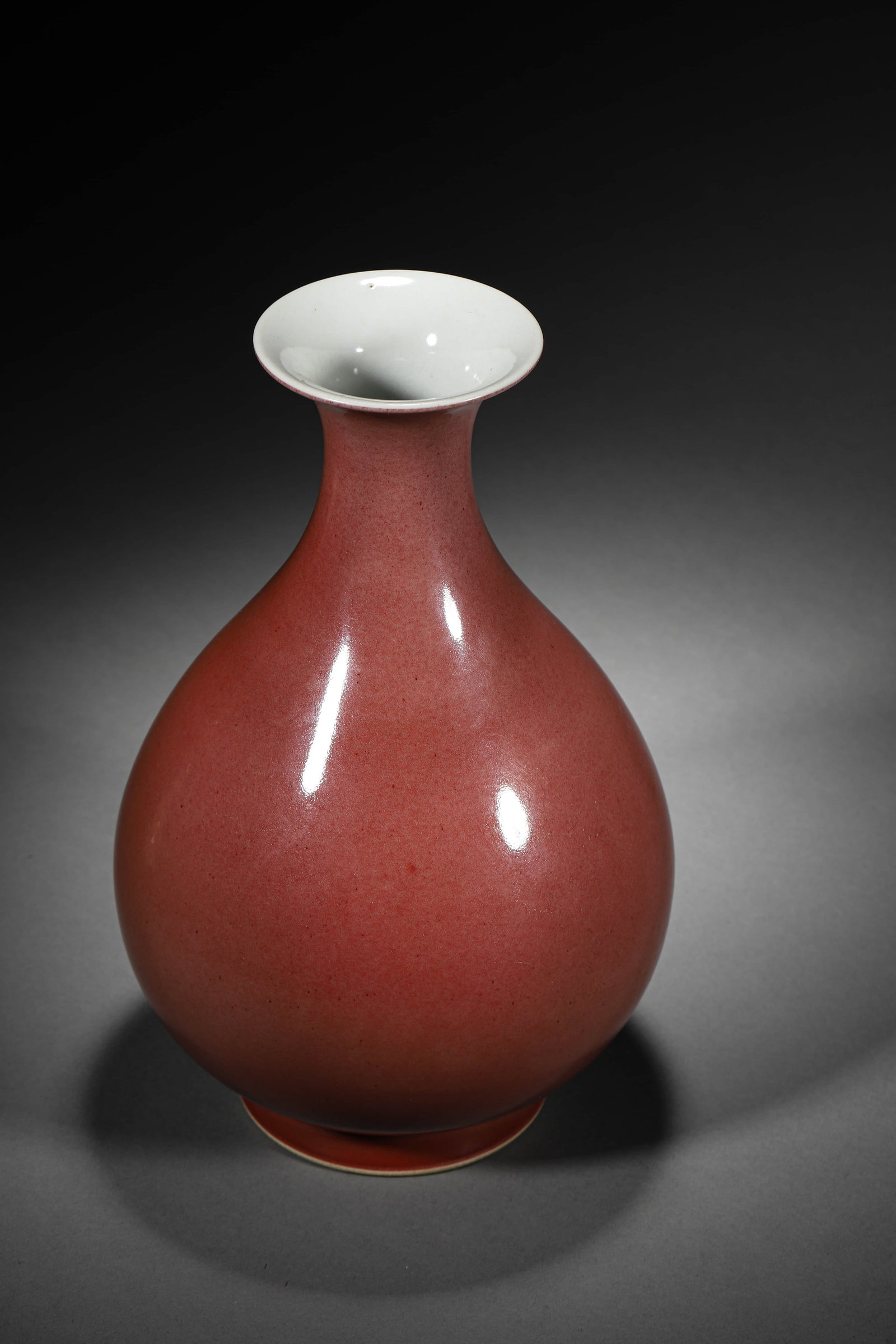 A RED-GLAZED YUHUCHUNPING - 4