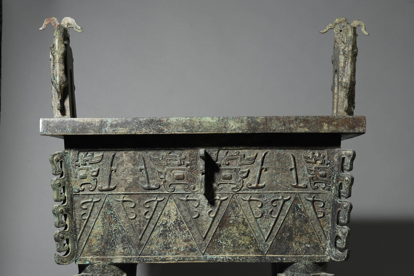 A BRONZE TRIPOD DING CENSER - 2