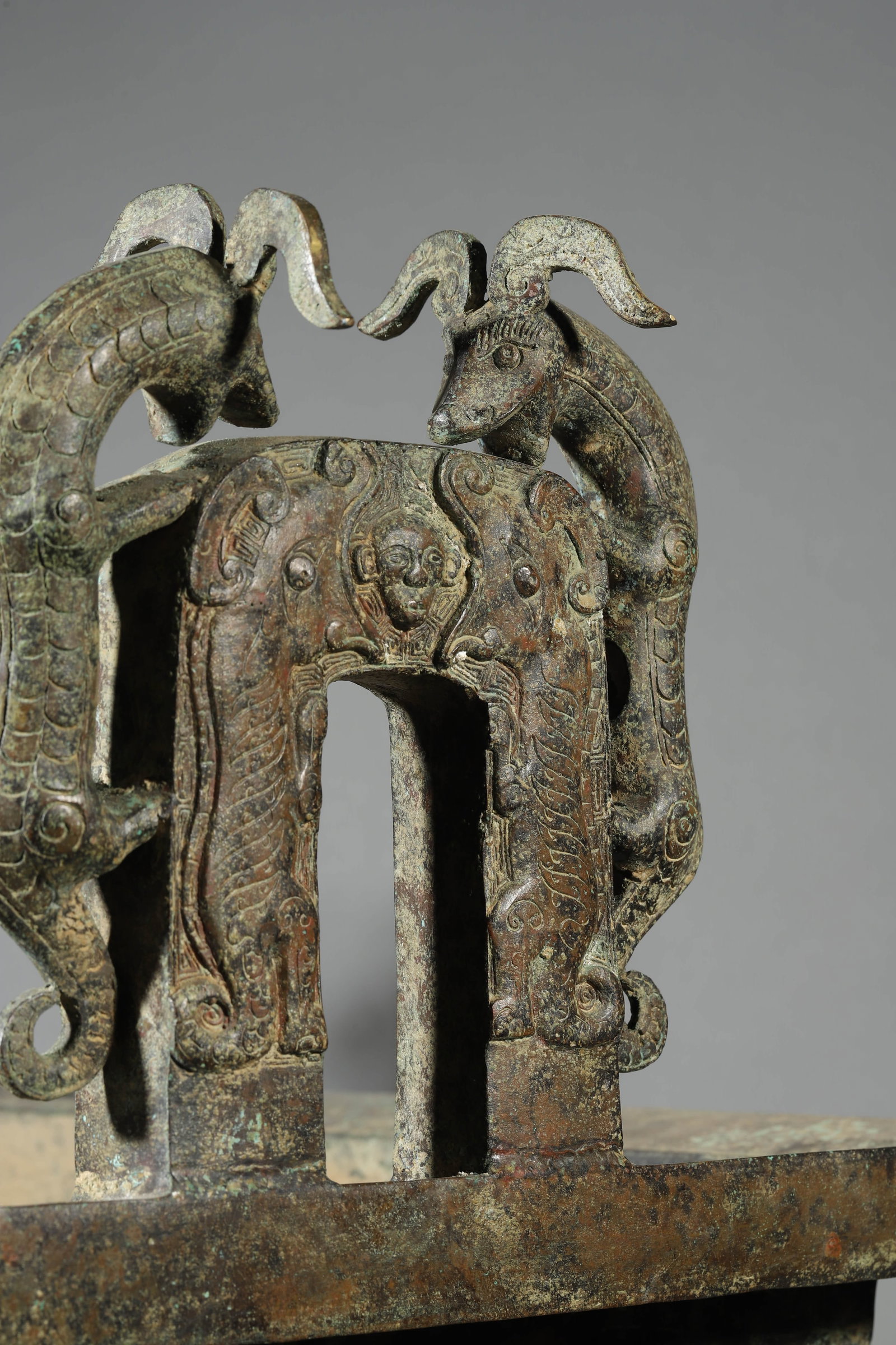 A BRONZE TRIPOD DING CENSER - 6