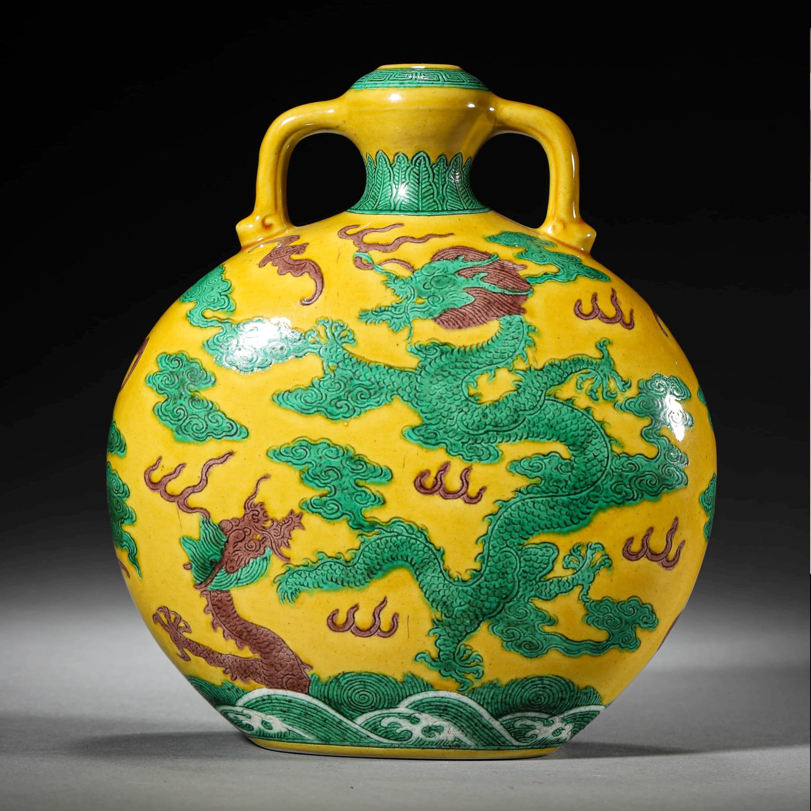 A SANCAI 'DRAGON' MOONFLASK (1 of 8)