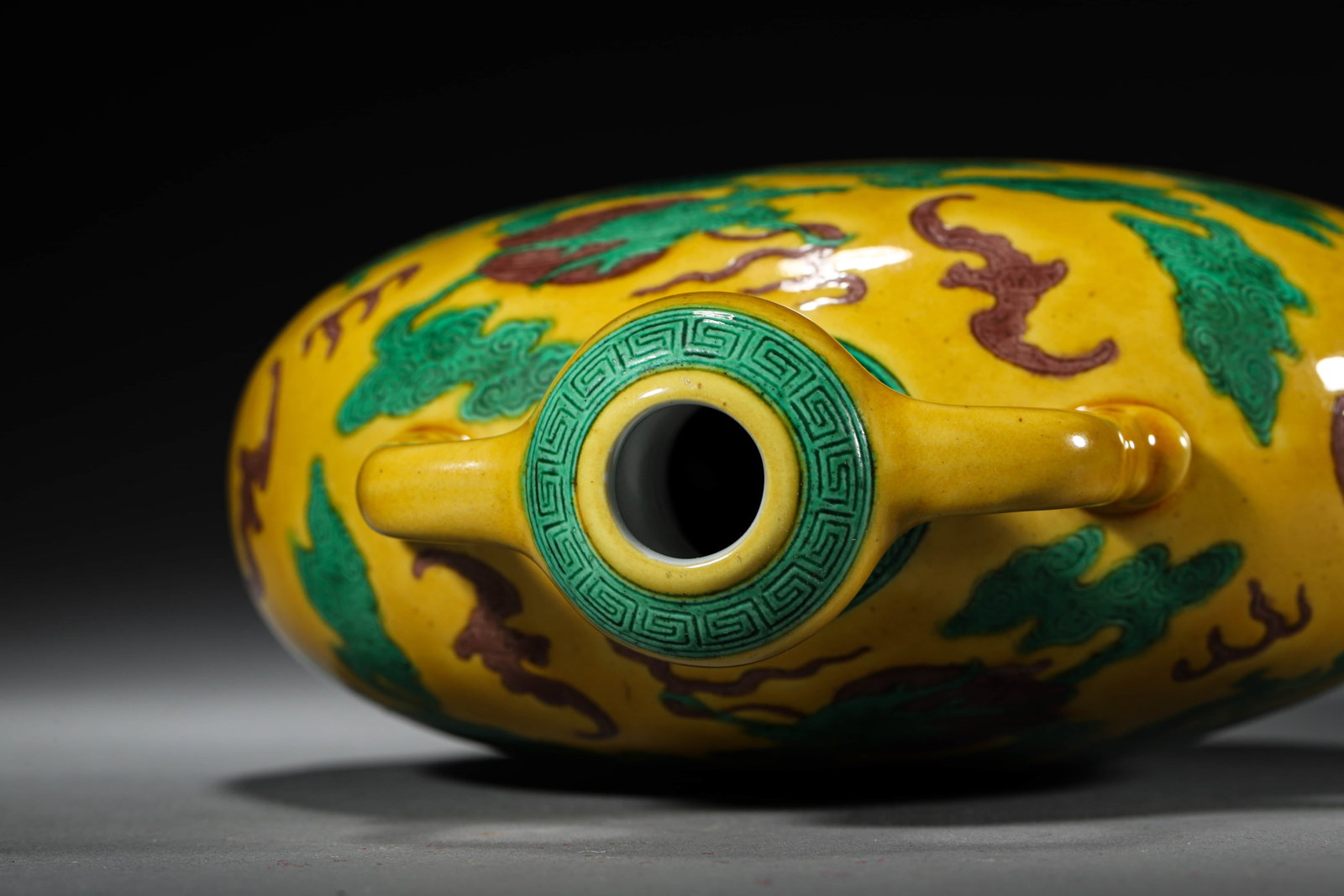 A SANCAI 'DRAGON' MOONFLASK - 7