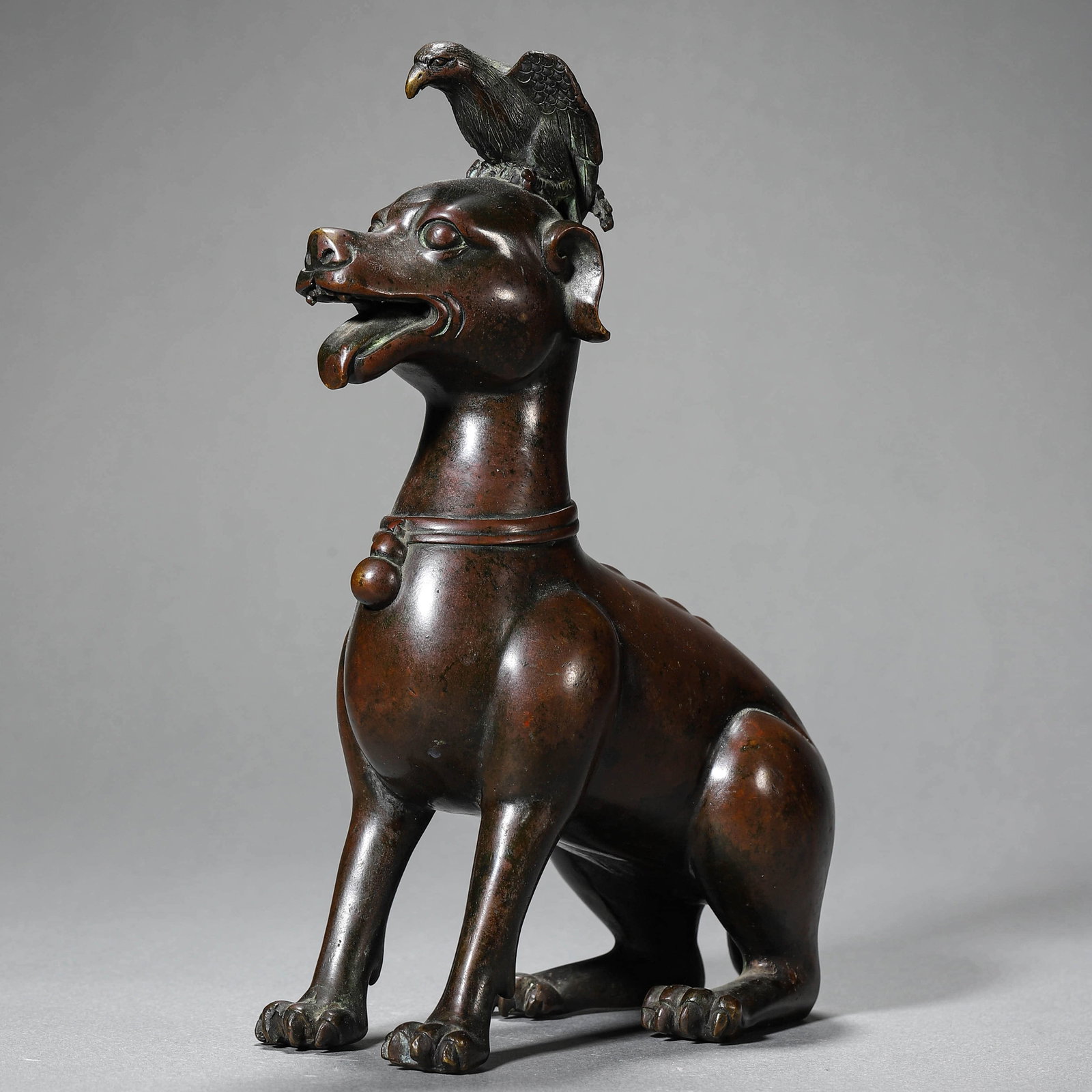 A BRONZE BEAST FIGURE - 4