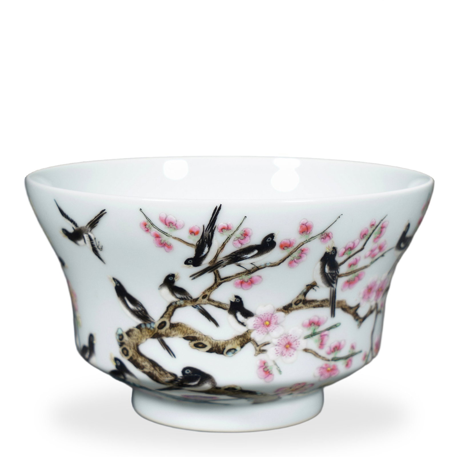 YONGZHENG FAMILLE ROSE 'MAGPIES ON PLUM' BOWL
