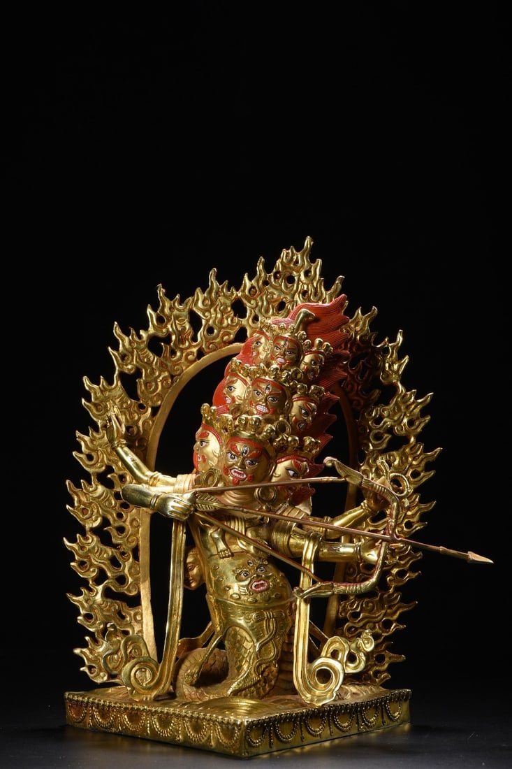 Gilt Bronze Rahu Statue: Gilt bronze Rahu statue, 31cm high, 22cm wide, 15cm thick, weighing 2890g. Thank you for viewing our auction and we look forward to serving you as a valued customer! Provenance:A notable private colle