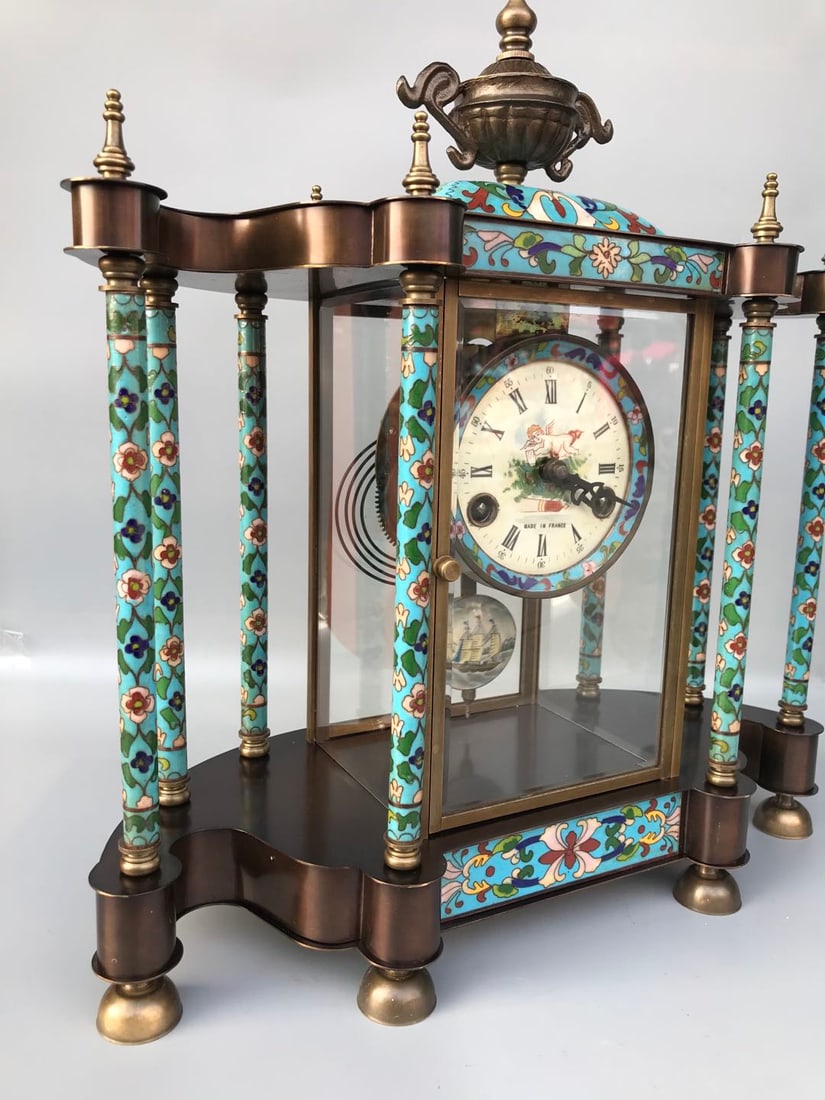 Enameled mechanical antique clock - 2