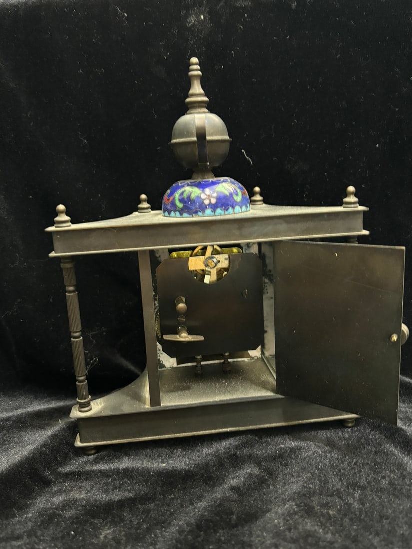 Cloisonne clock - 3