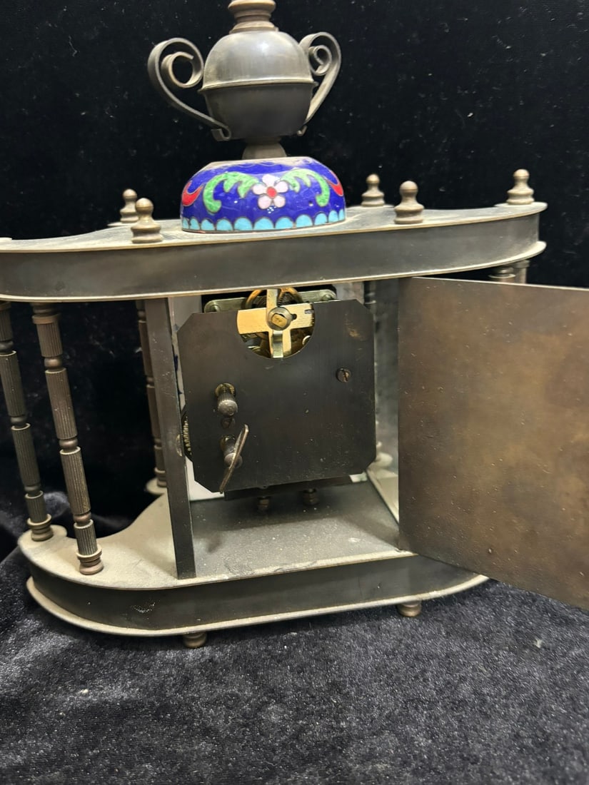 Cloisonne clock - 3