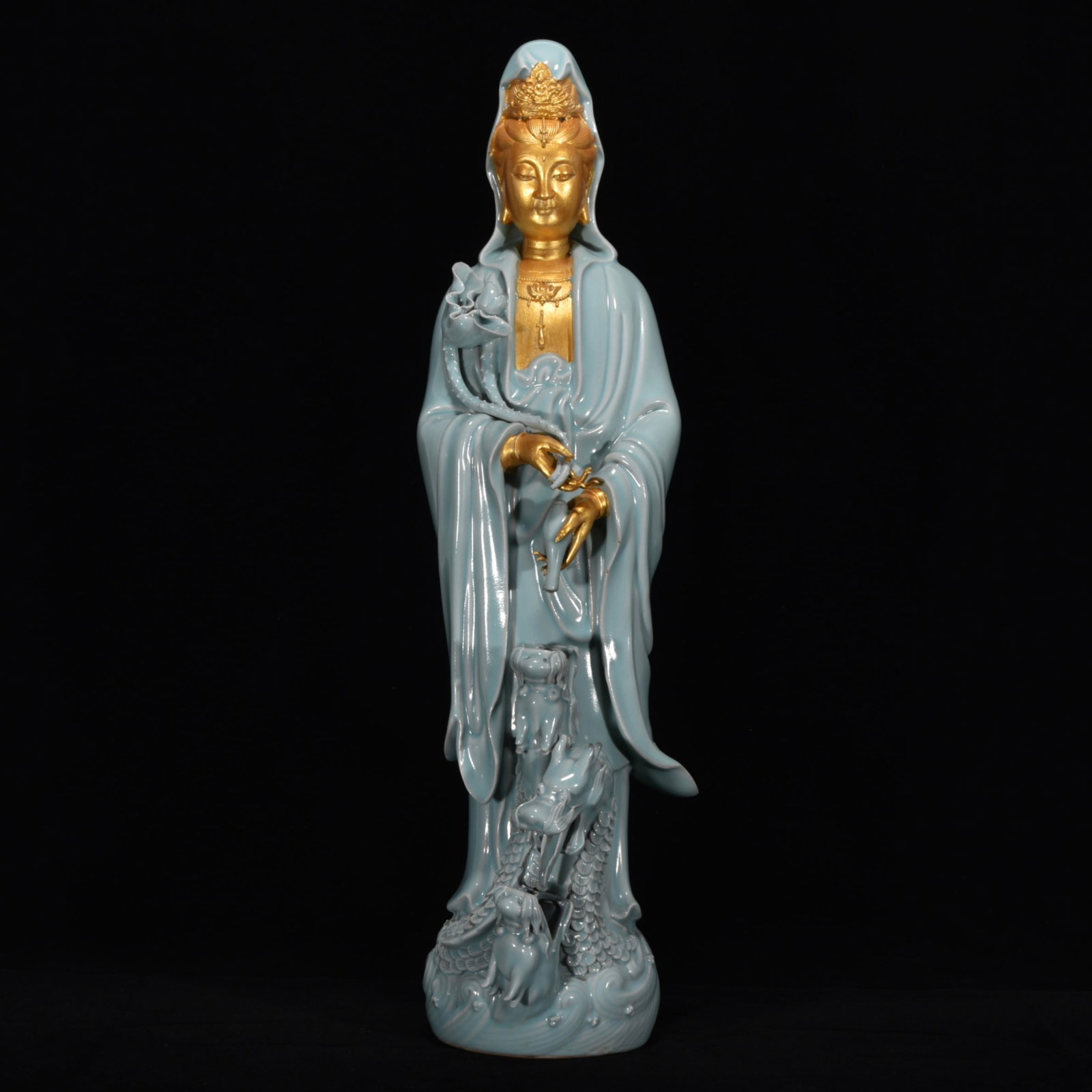 Song Dynasty Ru ware celadon glazed gilt Guanyin with water droplets: A Song Dynasty Ru ware celadon-glazed gilt Guanyin statue with water droplets, 58cm high and 16cm in diameter. Thank you for viewing our auction and we look forward to serving you as a valued