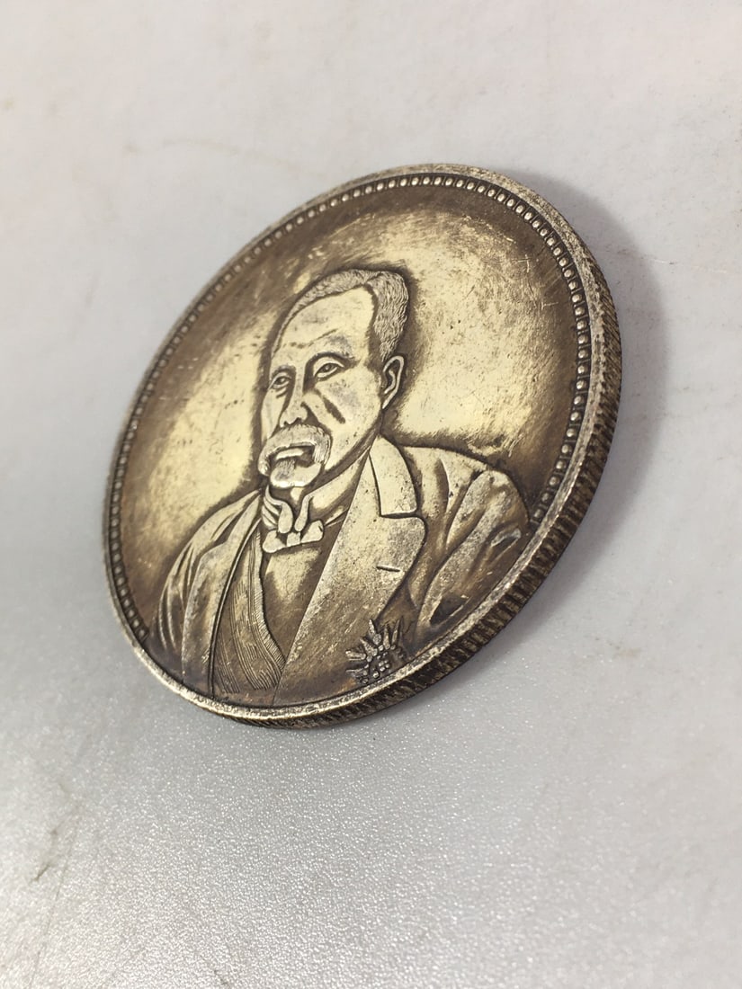 silver dollars - 3