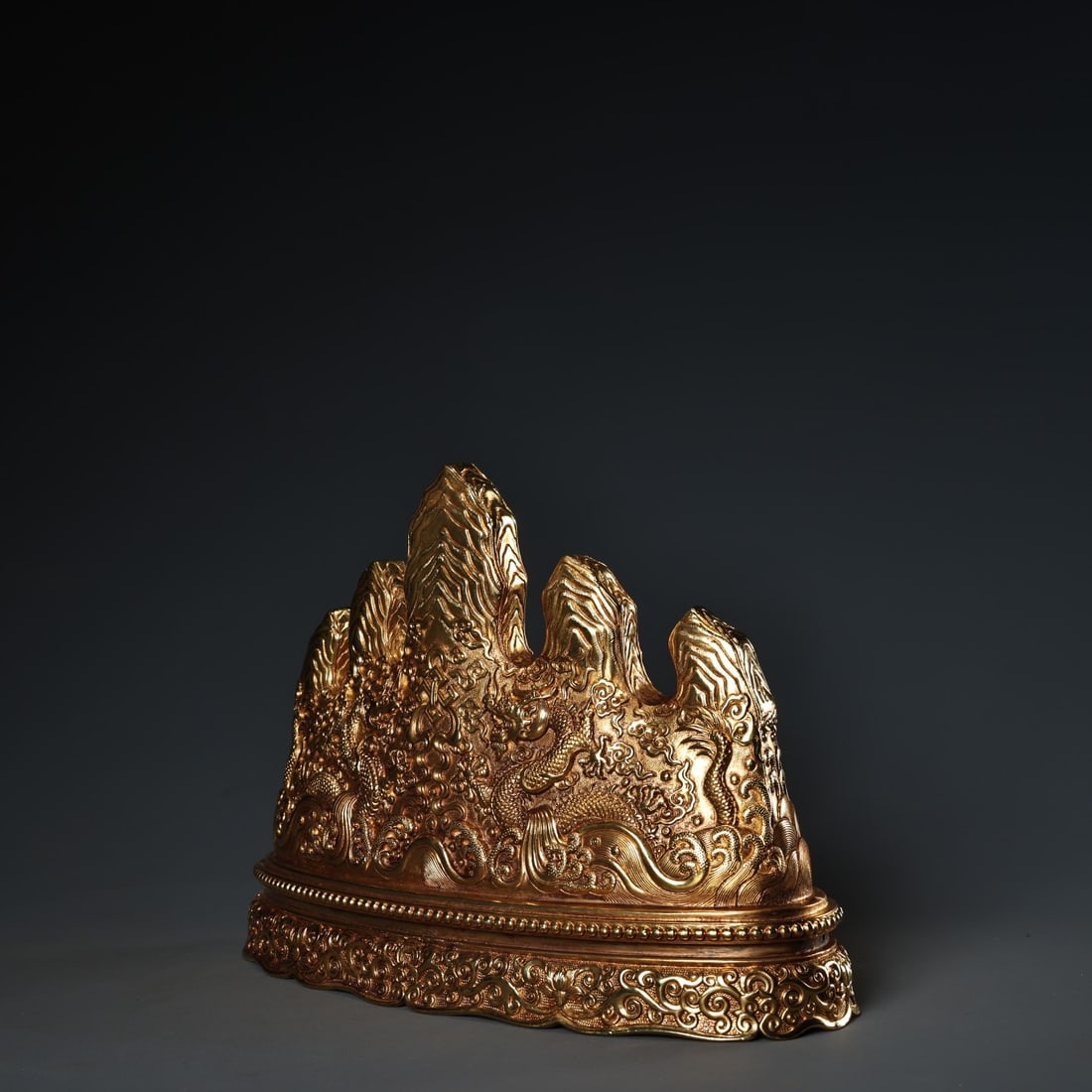 Gilded pen holder - 2