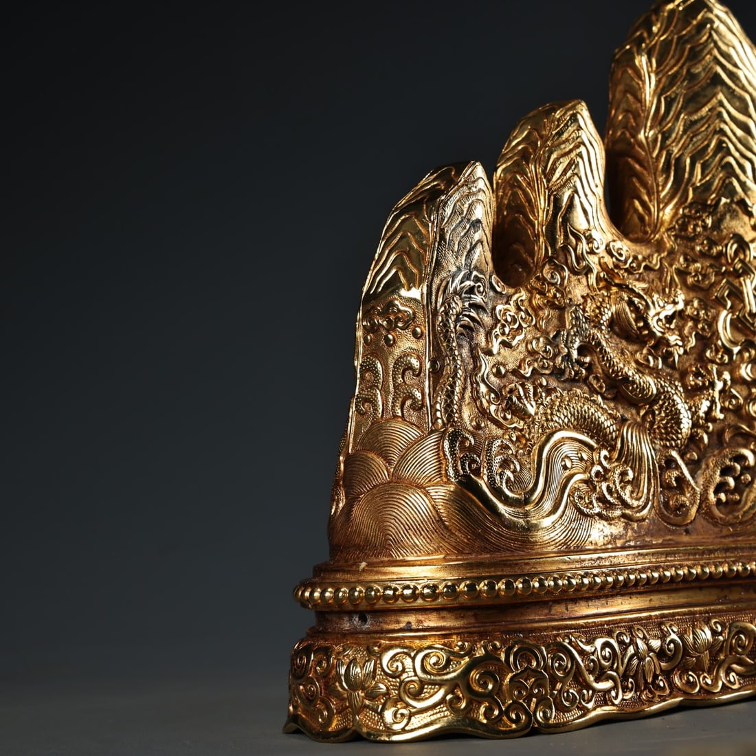 Gilded pen holder - 7