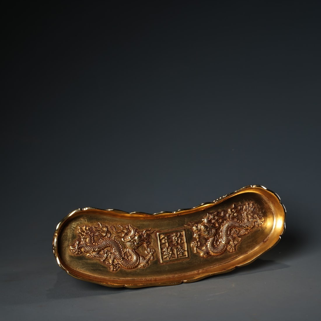 Gilded pen holder - 9